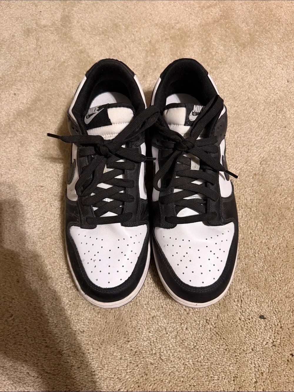 Nike Black and White Low-Top Men's Sneakers